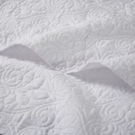 Oversized Quilted Throw White 60x70"